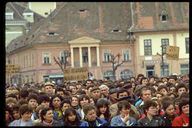 romanian crowd